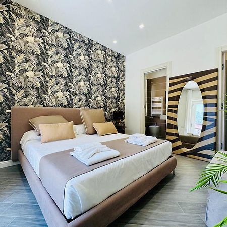 Yourhome - Santa Lucia Rooms Sorrento Dış mekan fotoğraf