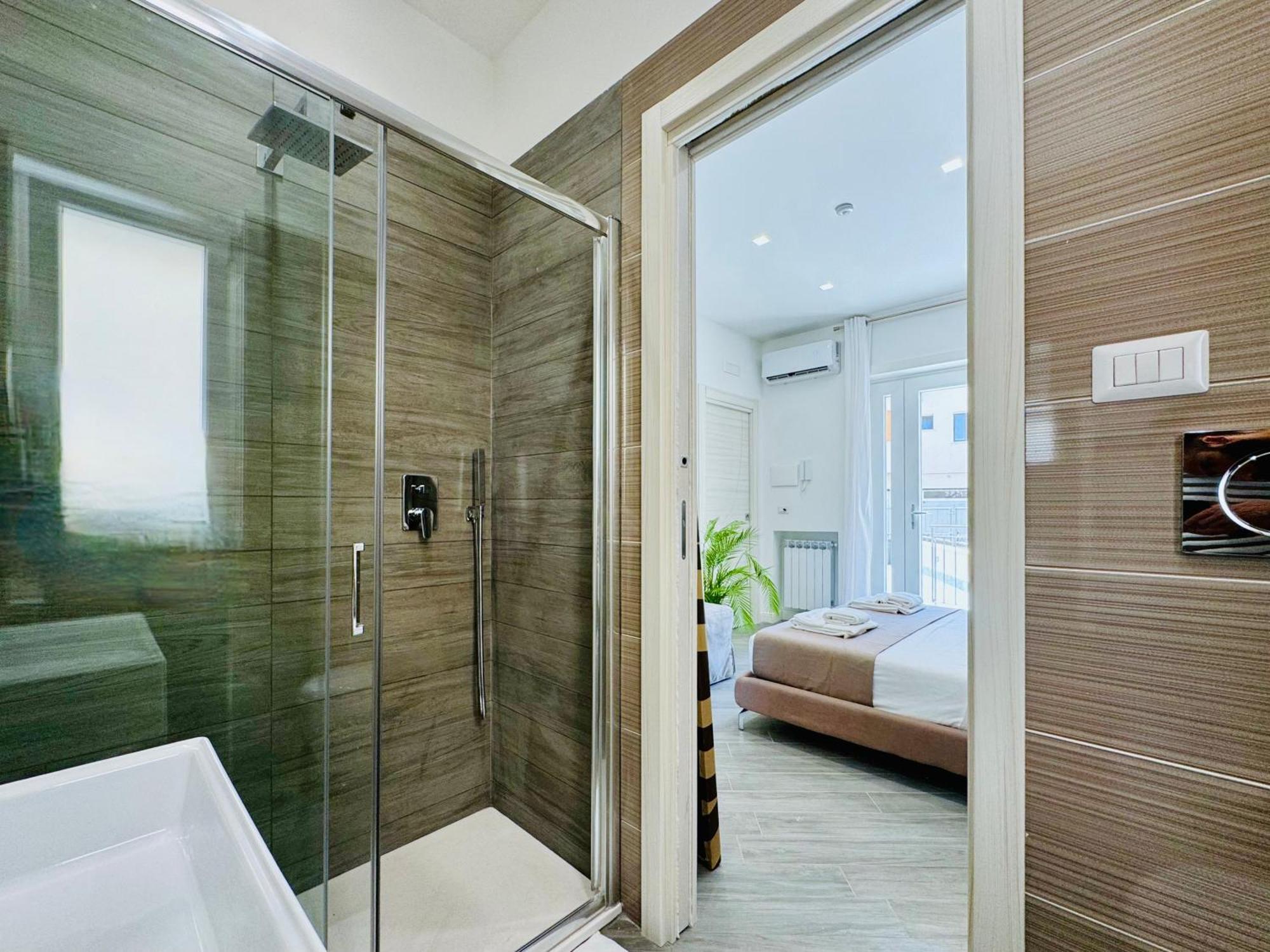 Yourhome - Santa Lucia Rooms Sorrento Dış mekan fotoğraf