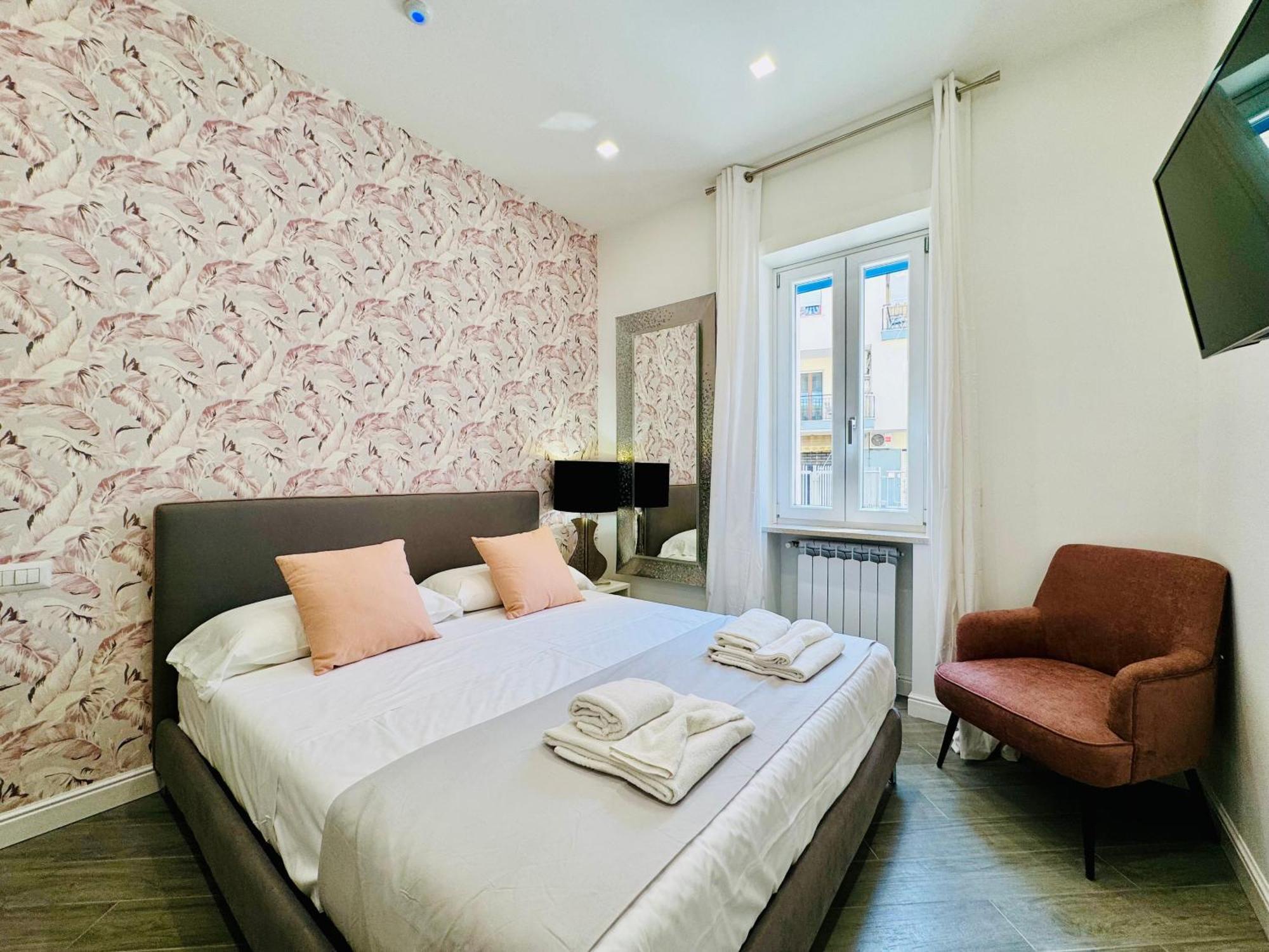 Yourhome - Santa Lucia Rooms Sorrento Dış mekan fotoğraf